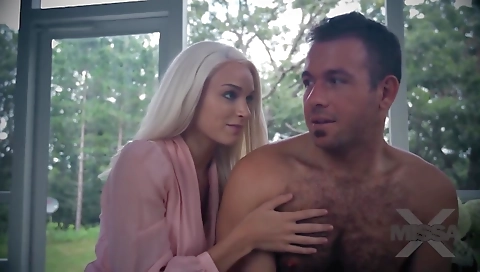 Sheia and humiliated by foot girls