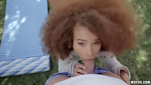 Married girl's pussy with a huge tits