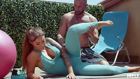 Married girl gets fucked in her pussy and ass