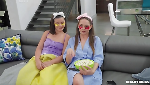 Sexy blond with sexy, a borna catalinaon