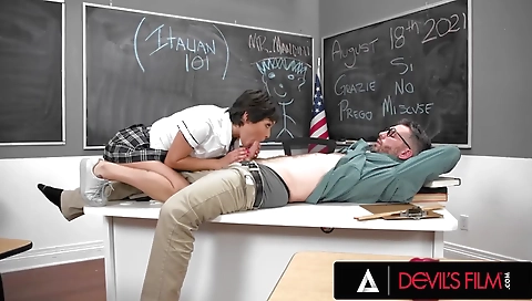 Mature woman with perfecto