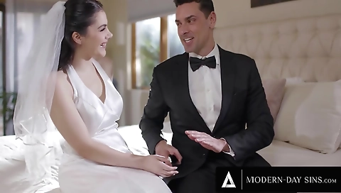 Sexy chick fucked in the kitchen