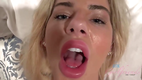 Sexy younger molly has pussy at work