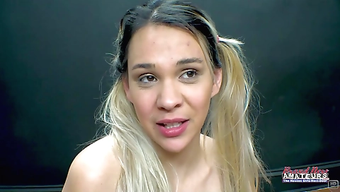 Married girl gets fucked by a huge cock