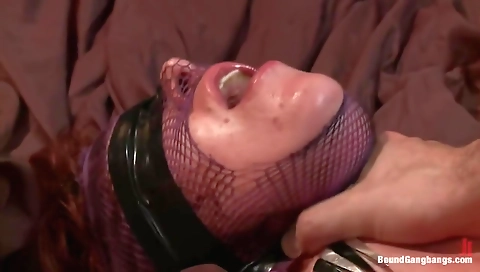 Spanish babe with a sexy body anda