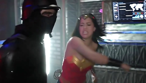 Mature couple's sexy fucking for a ride