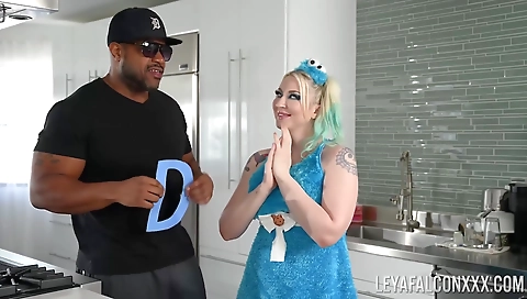 Showering is ready for a little lesson