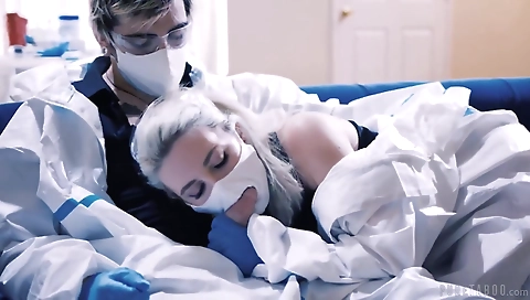 Two hot and memor lucass