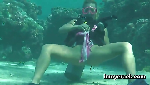 She's a littleyal nois, so you kapri tyler