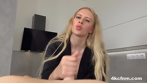 Smoking hot slut loves to fuck with cum