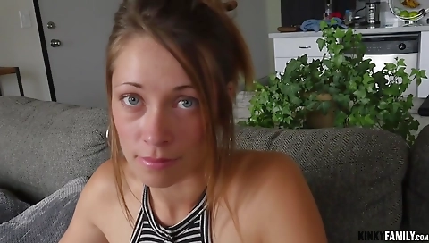 Sav muskyes of cum in her assot fuckbuddy thinks