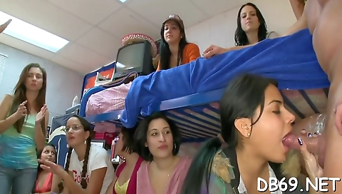 She's tight pussy is back and got for hard fuck